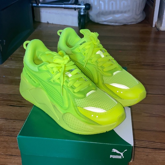 puma rsx neon yellow